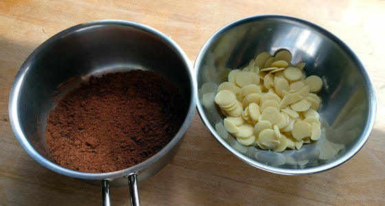 Kakao-Pulver und Kakao-Butter